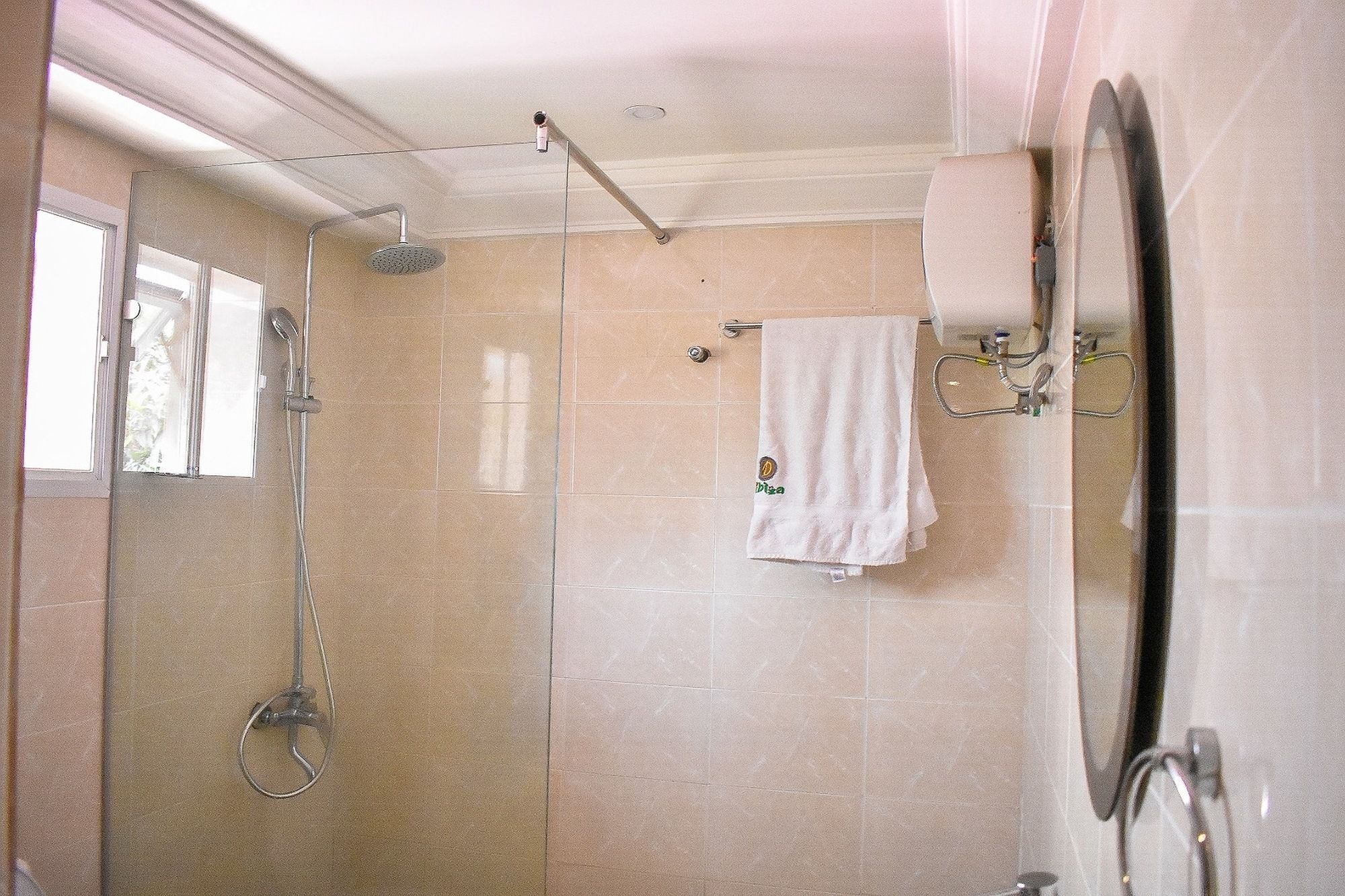 Dublina Suites Festac Town Kültér fotó
