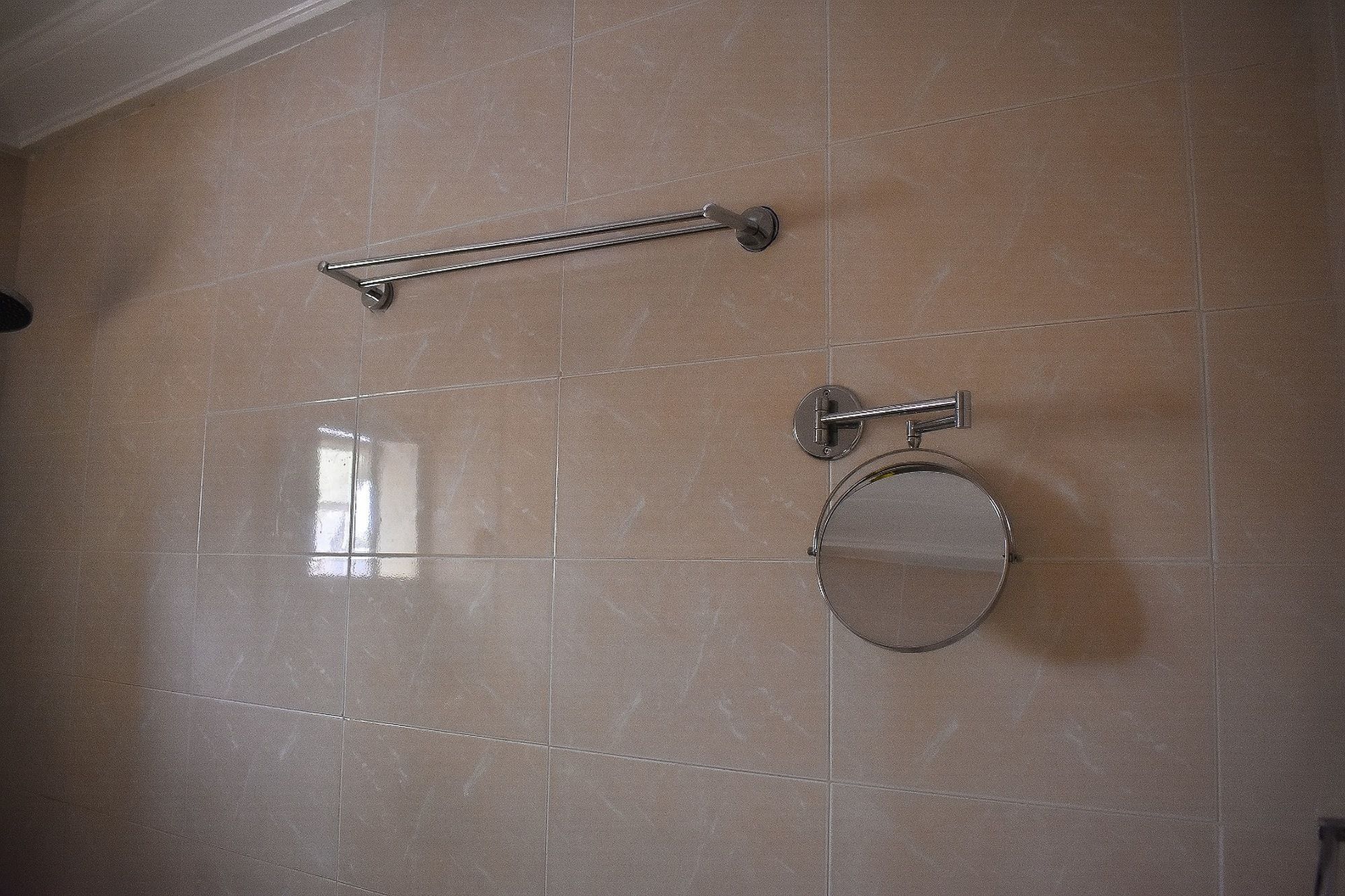 Dublina Suites Festac Town Kültér fotó