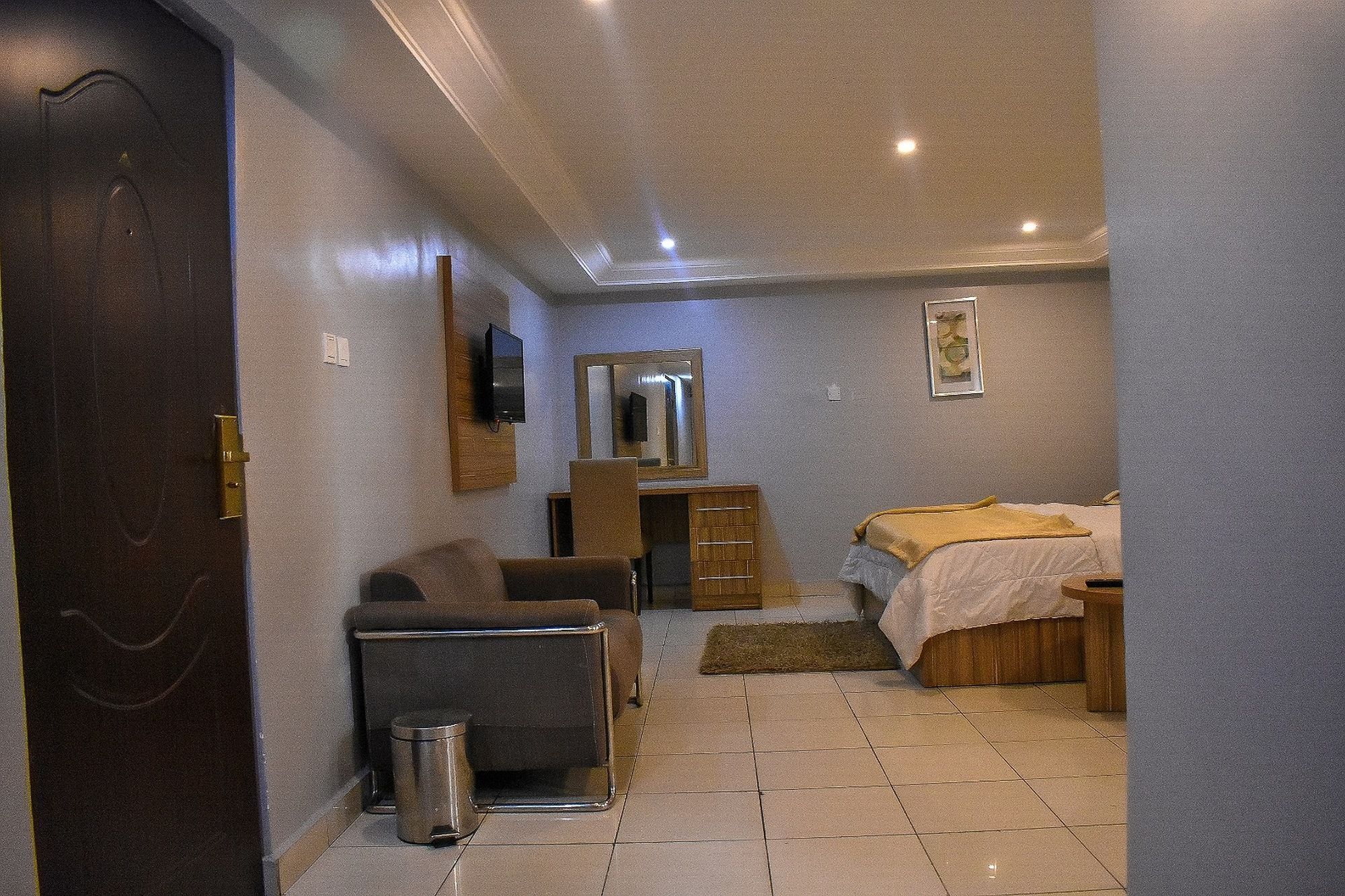 Dublina Suites Festac Town Kültér fotó