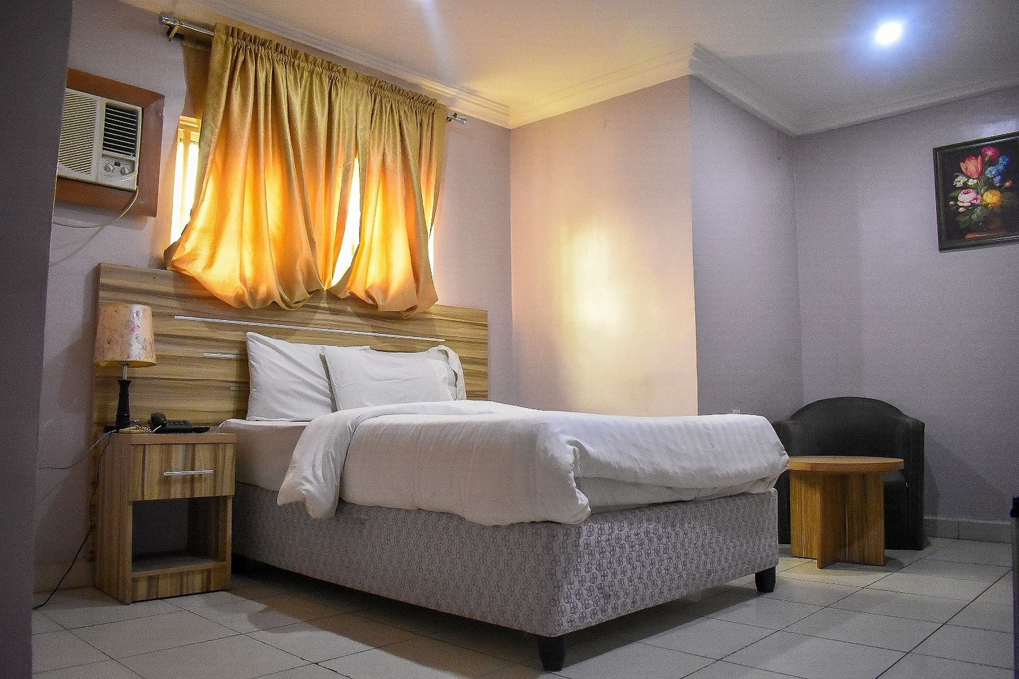 Dublina Suites Festac Town Kültér fotó